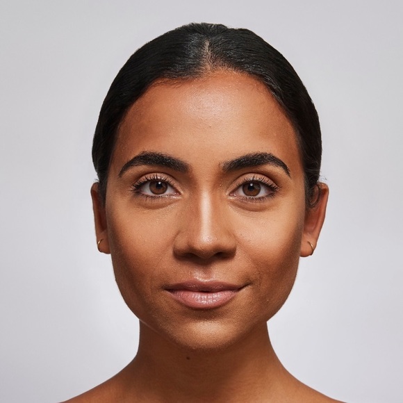 Portfolio Professional Corrector Dark - Lise Watier - Picture 7 of 16